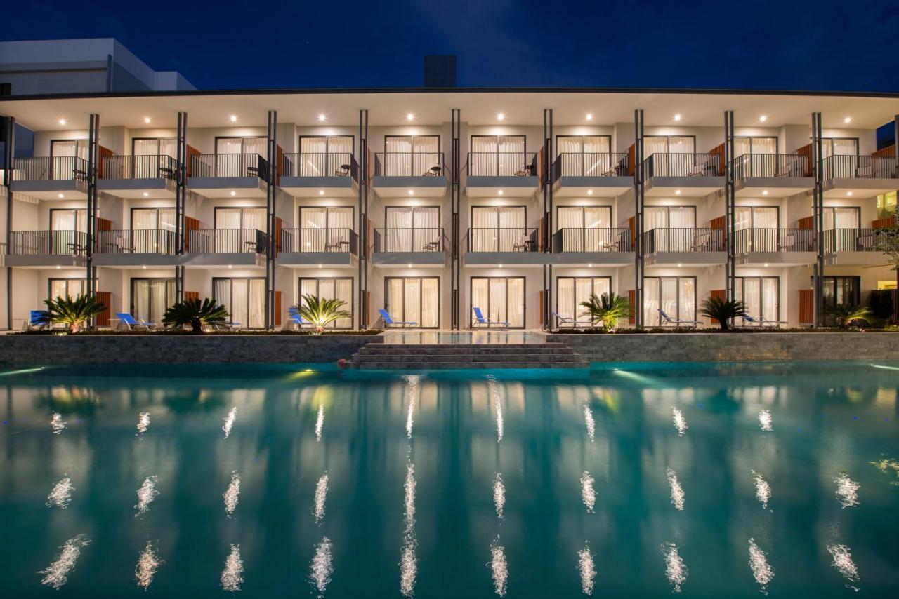 Seabed Grand Hotel Phuket - SHA Extra Plus Exterior foto